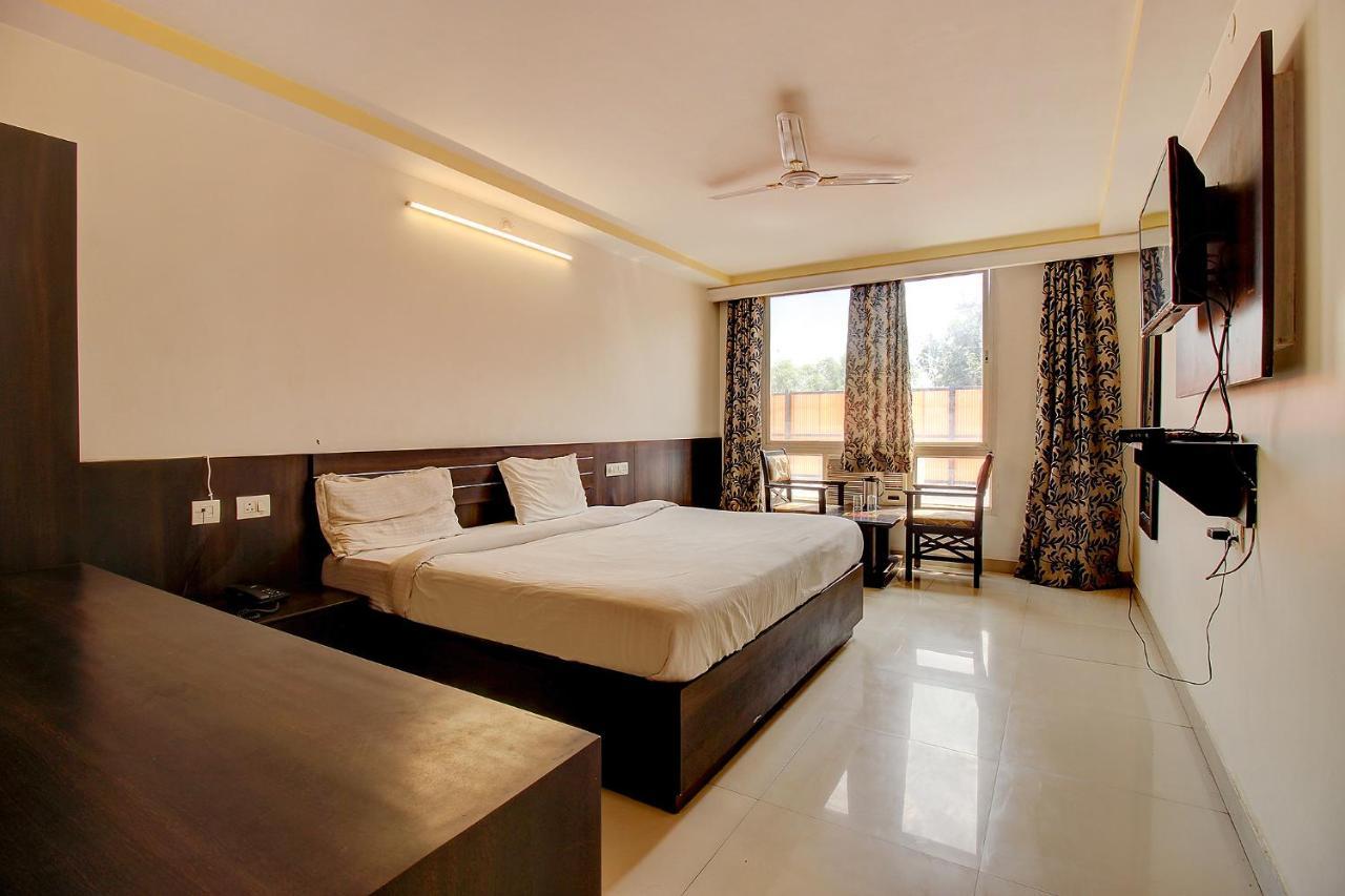Fabhotel Ps Grand Lucknow Exterior foto